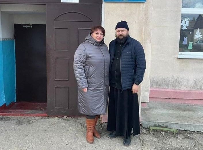 Гуманитарная поездка в детские дома